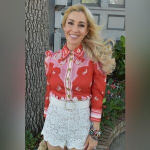 ZIMMERMANN
Cropped sailboat linen and silk-blend shirt